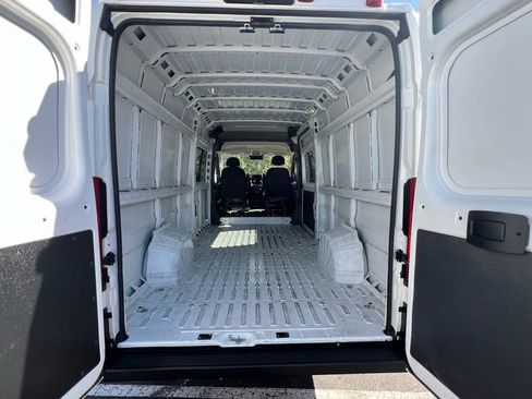 Used 2023 RAM ProMaster 3500 FWD image 16