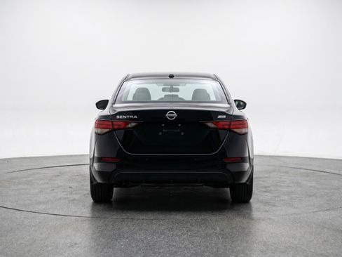 Used 2025 Nissan Sentra SV FWD image 7