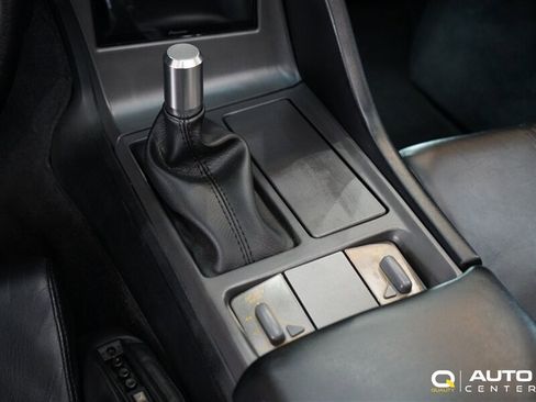 Used 1991 Chevrolet Corvette Convertible RWD image 28