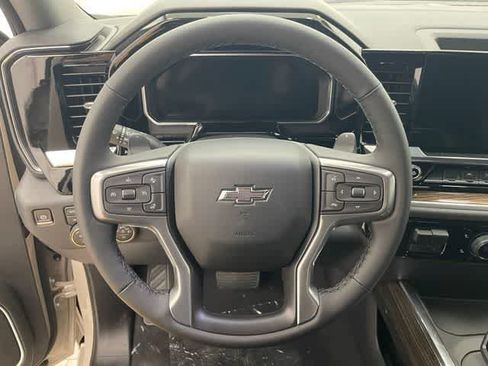 New 2026 Chevrolet Silverado 1500 RST w/ Z71 Off-Road Package AWD/4WD image 12
