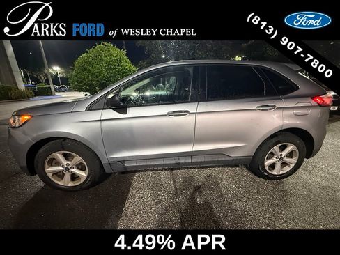 Used 2021 Ford Edge SE FWD image 4