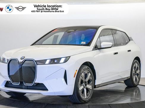 Used 2026 BMW iX xDrive60 AWD/4WD image 1
