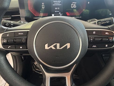 Used 2025 Kia K5 LXS FWD image 28