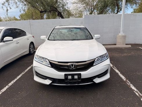 Used 2017 Honda Accord EX image 3