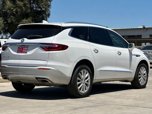 Used 2020 Buick Enclave Premium w/ Sun and Sites Package FWD image 3