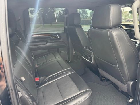 Used 2024 GMC Sierra 2500 Denali w/ Denali Reserve Package image 30