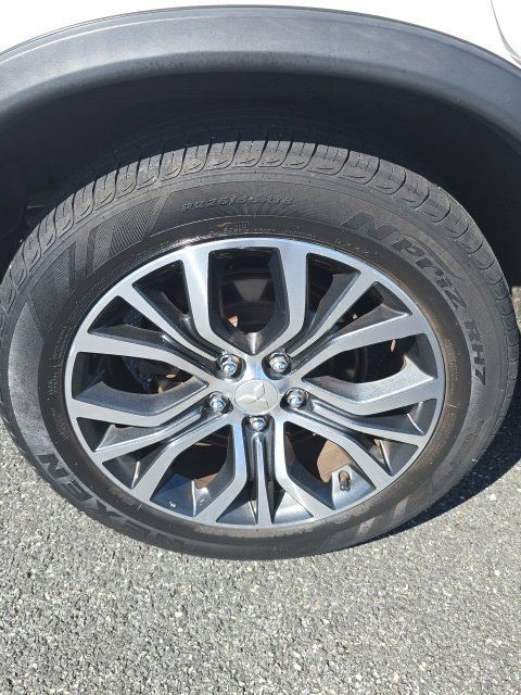 Used 2019 Mitsubishi Outlander Sport ES AWD/4WD image 11
