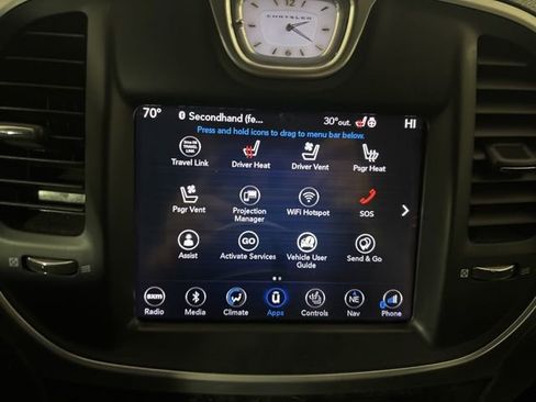 Used 2018 Chrysler 300 Limited w/ Safetytec Plus Group AWD/4WD image 33