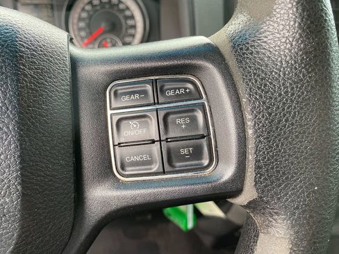 Used 2016 RAM 1500 Express image 16