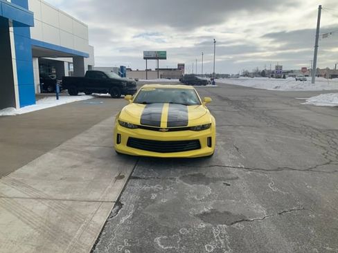 Used 2018 Chevrolet Camaro LT image 3