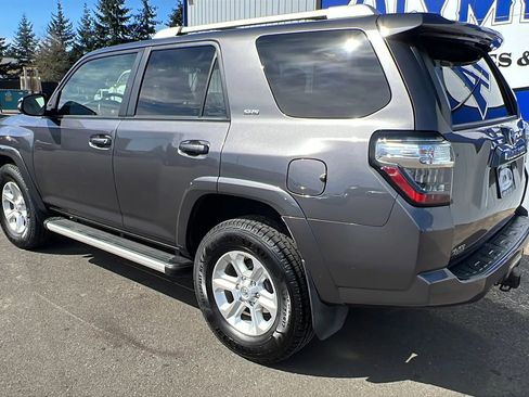 Used 2015 Toyota 4Runner SR5 Premium AWD/4WD image 11