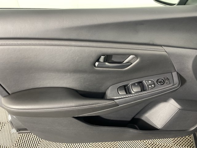 Used 2024 Nissan Sentra S FWD image 11