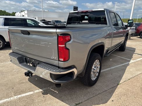 Used 2024 Chevrolet Silverado 2500 LTZ w/ LTZ Premium Package AWD/4WD image 6