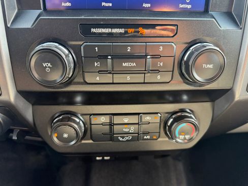 Used 2020 Ford F150 XLT w/ Trailer Tow Package image 17