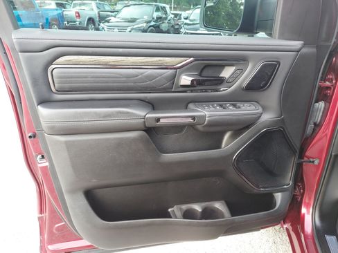 Used 2025 RAM 1500 Limited AWD/4WD image 29