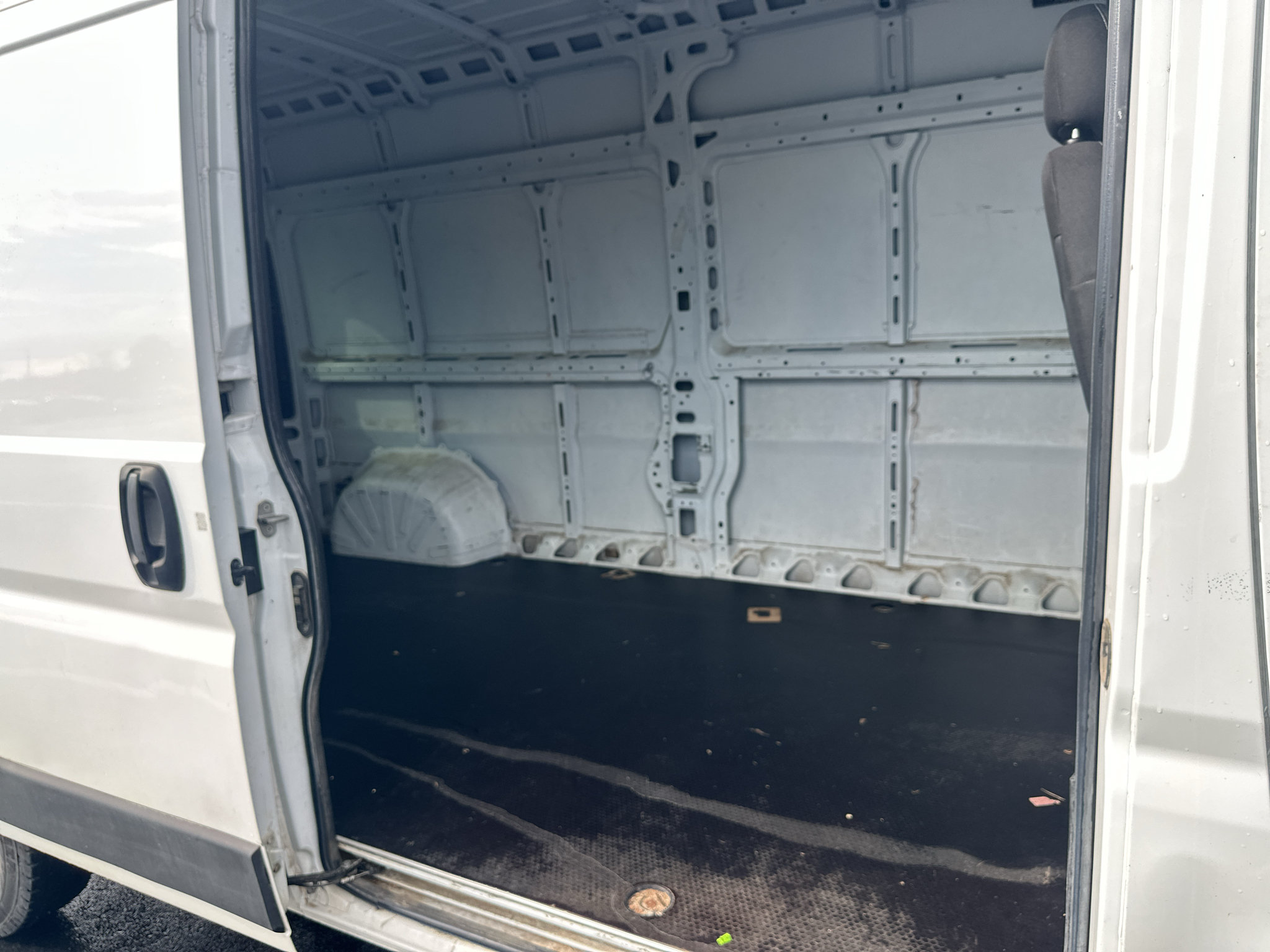 Used 2023 RAM ProMaster 2500 FWD image 17