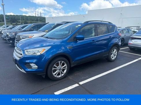 Used 2019 Ford Escape SEL AWD/4WD image 2