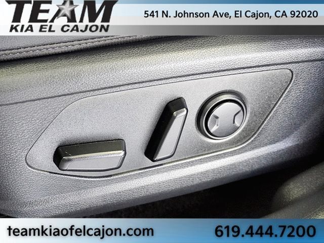 Certified 2025 Kia Sportage X-Line AWD/4WD image 15