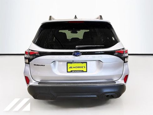 Used 2026 Subaru Forester Premium AWD/4WD image 6