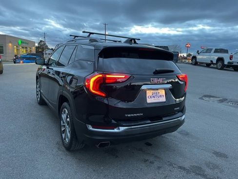 Used 2018 GMC Terrain SLT image 9