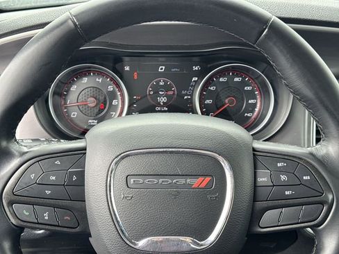 Used 2022 Dodge Charger SXT RWD image 25