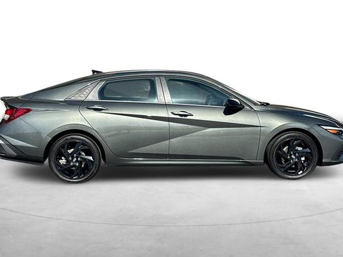 Certified 2026 Hyundai Elantra Sport FWD image 9