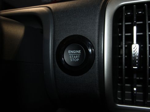 New 2026 Ford Expedition Active image 10