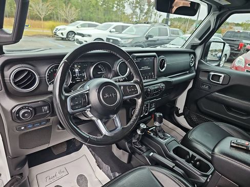 Used 2023 Jeep Wrangler Unlimited Sahara w/ Cold Weather Group image 20