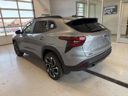 New 2026 Chevrolet Trax RS w/ Driver Confidence Package FWD image 4