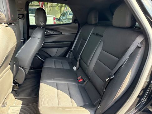 Used 2022 Chevrolet TrailBlazer RS FWD image 10