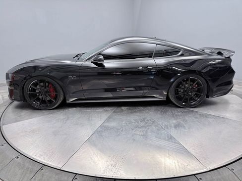 Used 2019 Ford Mustang GT Premium w/ Equipment Group 401A image 8