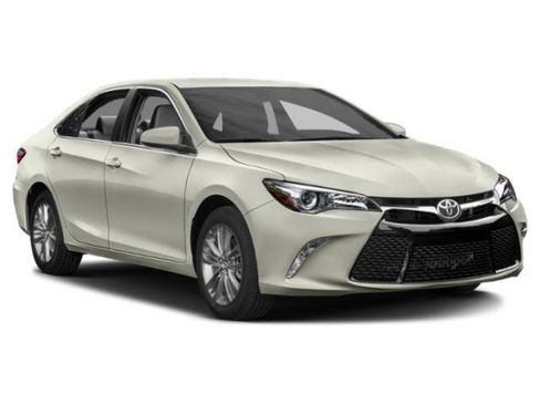 Used 2015 Toyota Camry SE FWD image 7