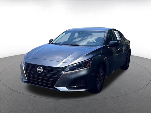 Used 2026 Nissan Altima 2.5 SV FWD image 7