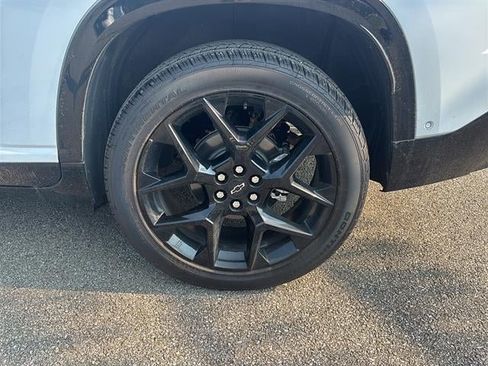 Used 2026 Chevrolet Traverse RS AWD/4WD image 9