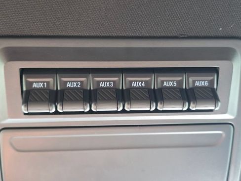 Used 2025 Ford Ranger Raptor AWD/4WD image 14