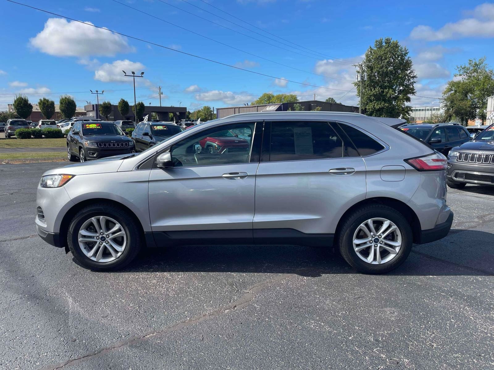 Used 2020 Ford Edge SEL AWD/4WD image 4