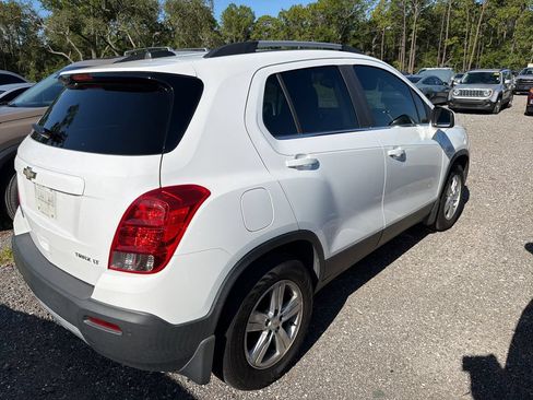 Used 2016 Chevrolet Trax LT w/ LT Convenience Package FWD image 5