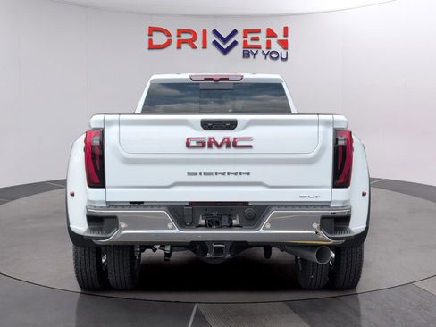 New 2026 GMC Sierra 3500 SLT w/ SLT Premium Package AWD/4WD image 3