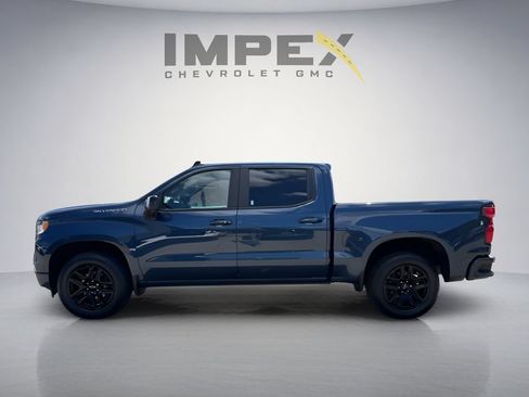 Used 2022 Chevrolet Silverado 1500 RST w/ Convenience Package II RWD image 2