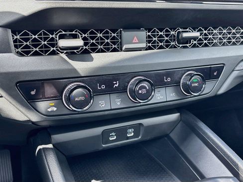 Used 2023 Honda Accord EX image 17
