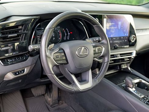 Used 2023 Lexus RX 350 Premium w/ Accessory Package AWD/4WD image 20