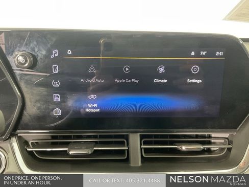 Used 2025 Chevrolet Trax ACTIV w/ Sunroof Package FWD image 33