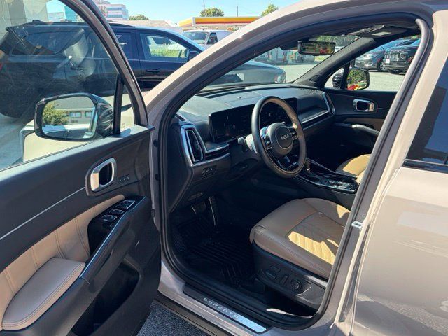 Used 2025 Kia Sorento SX Prestige w/ Olive Brown Leather Package AWD/4WD image 15