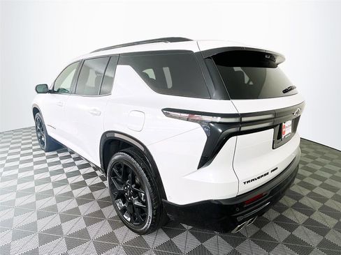 Used 2025 Chevrolet Traverse RS w/ LPO, Floor Liner Package AWD/4WD image 6