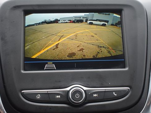 Used 2019 Chevrolet Equinox LS w/ LS Convenience Package image 25