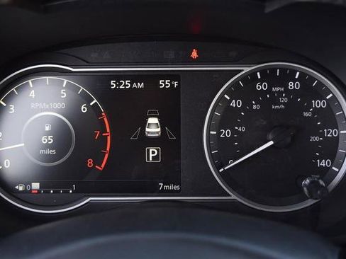 New 2025 Nissan Versa SV image 11