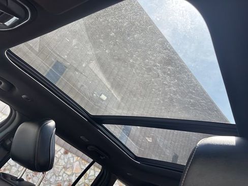 Used 2024 Jeep Grand Cherokee Limited 4xe image 31