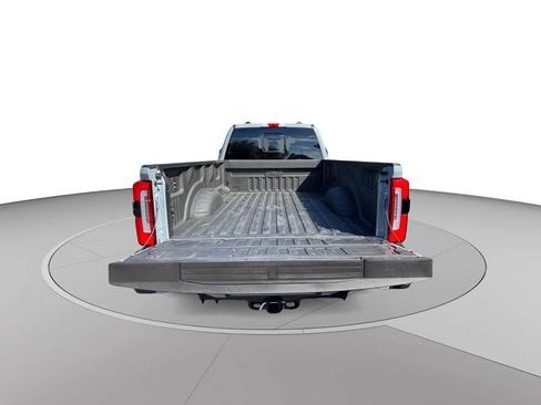 Used 2025 Ford F450 Platinum w/ Platinum Plus Package AWD/4WD image 16