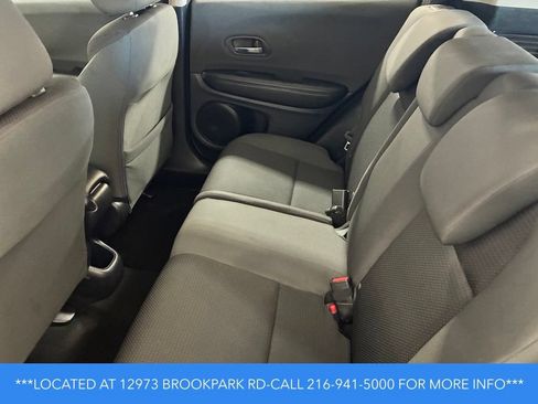 Used 2022 Honda HR-V LX image 16
