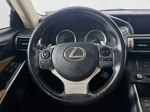 Used 2016 Lexus IS 200t w/ Navigation System Package image 18